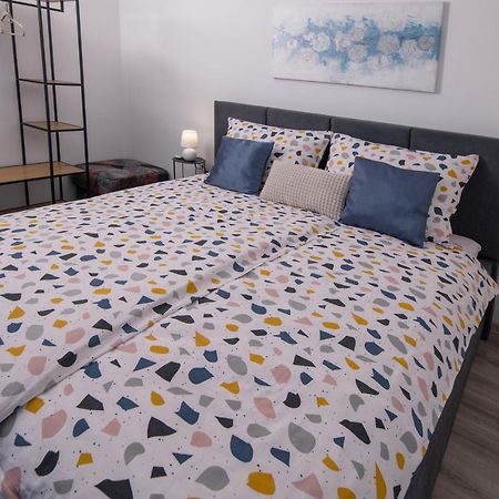 Apartman Point Pola Esterno foto