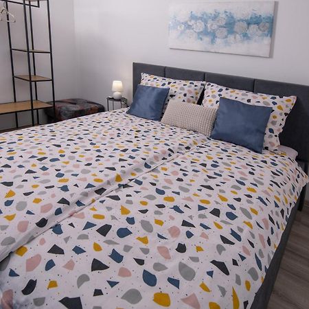 Apartman Point Pola Esterno foto