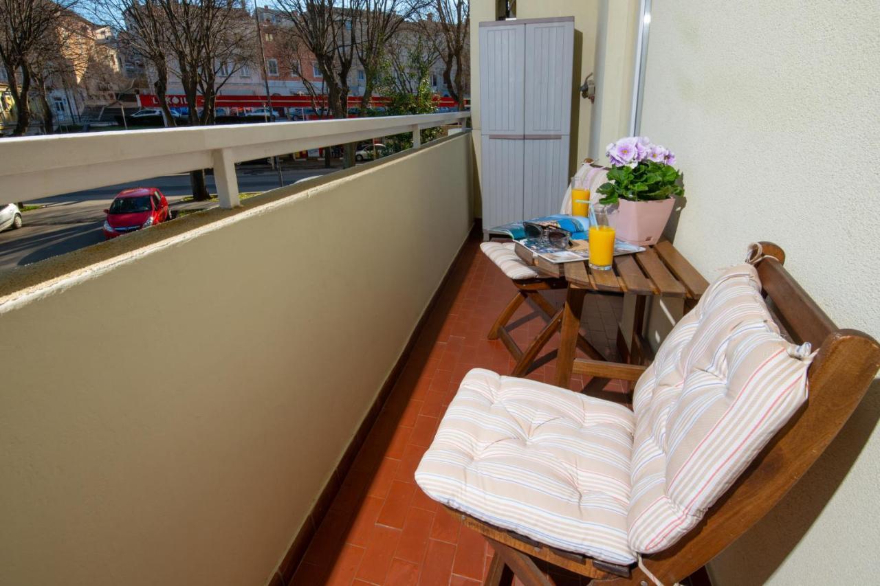 Apartman Point Pola Esterno foto